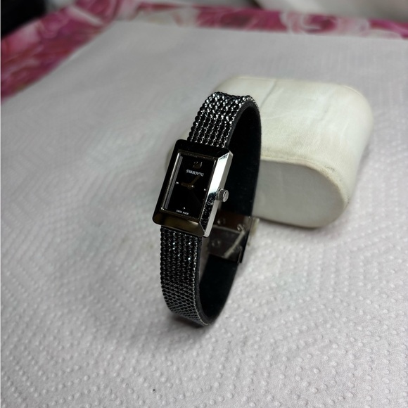 Swarovski Women\'s Strap Watch - Memories Black Crystal Mesh Strap | 5209190 main image 4